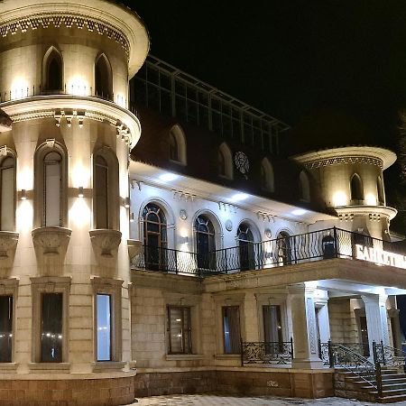 Riverside Boutique Hotel 阿拉木图 外观 照片